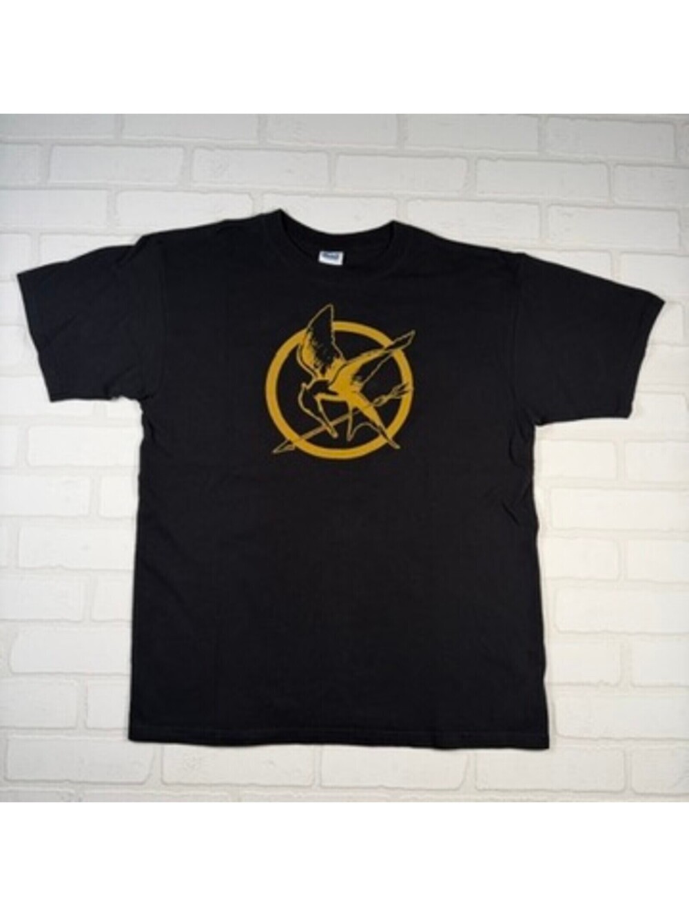 The Hunger Games Mockingjay Logo 2010 Suzanne Collins T Shirt Black Size Large